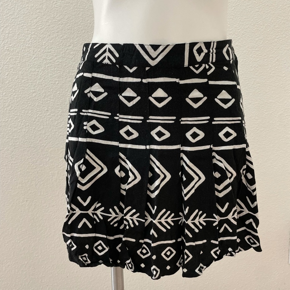 Geo print skirt
